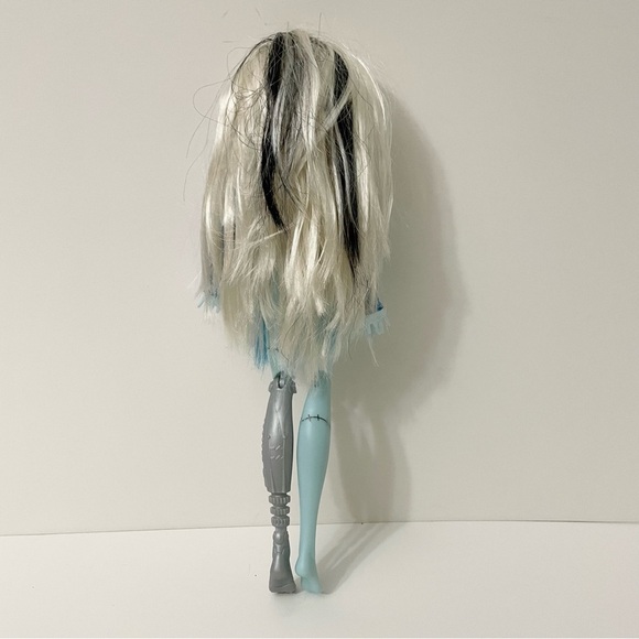 Monster High Frankie Stein Coffee Break Doll - Picture 8 of 15